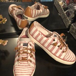 Sperry Top Sider size 9